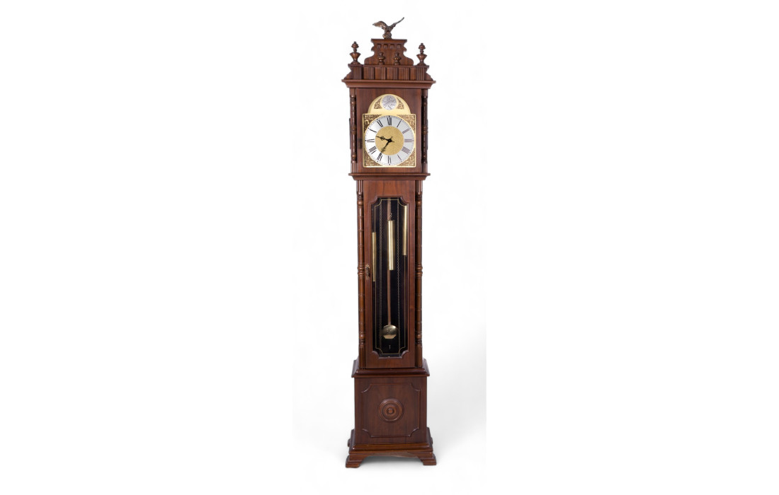 Tempus Fugit pendulum clock