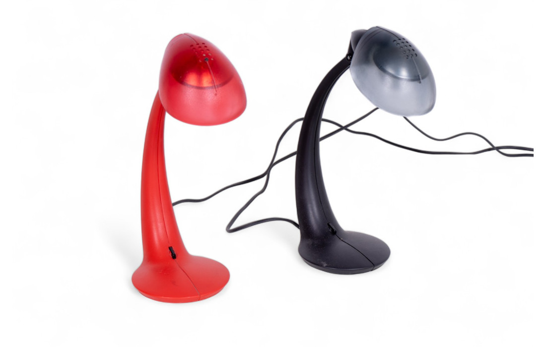 Juego de 2 lámparas de mesa ''Virgola'' diseño Veneta Lumi