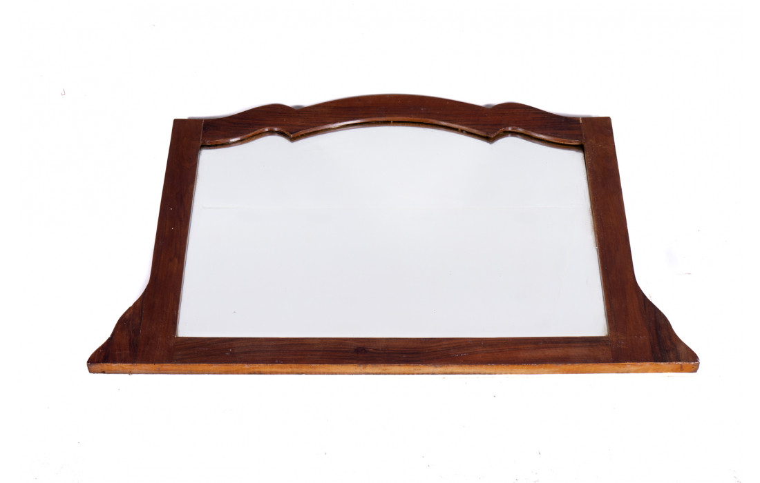 Specchio antico con cornice in legno . MISURE Altezza 68 cm Larghez
